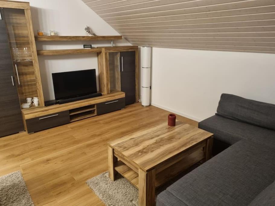 Gemuetliche Wohnung Am Waldrand Thierhaupten Esterno foto