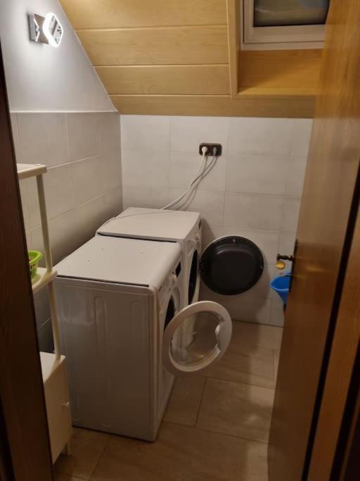 Gemuetliche Wohnung Am Waldrand Thierhaupten Esterno foto