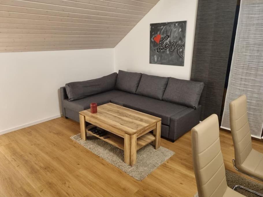 Gemuetliche Wohnung Am Waldrand Thierhaupten Esterno foto